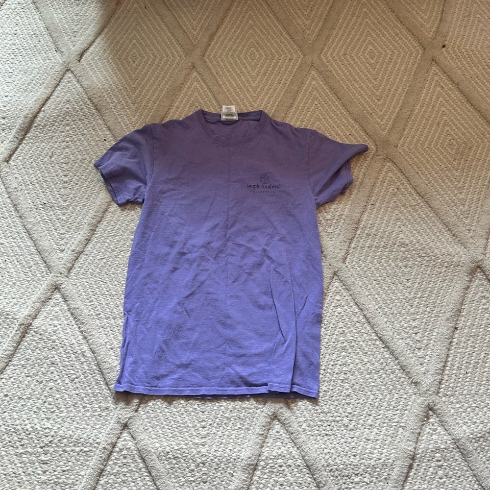 Simply southern size small could fit a youth large